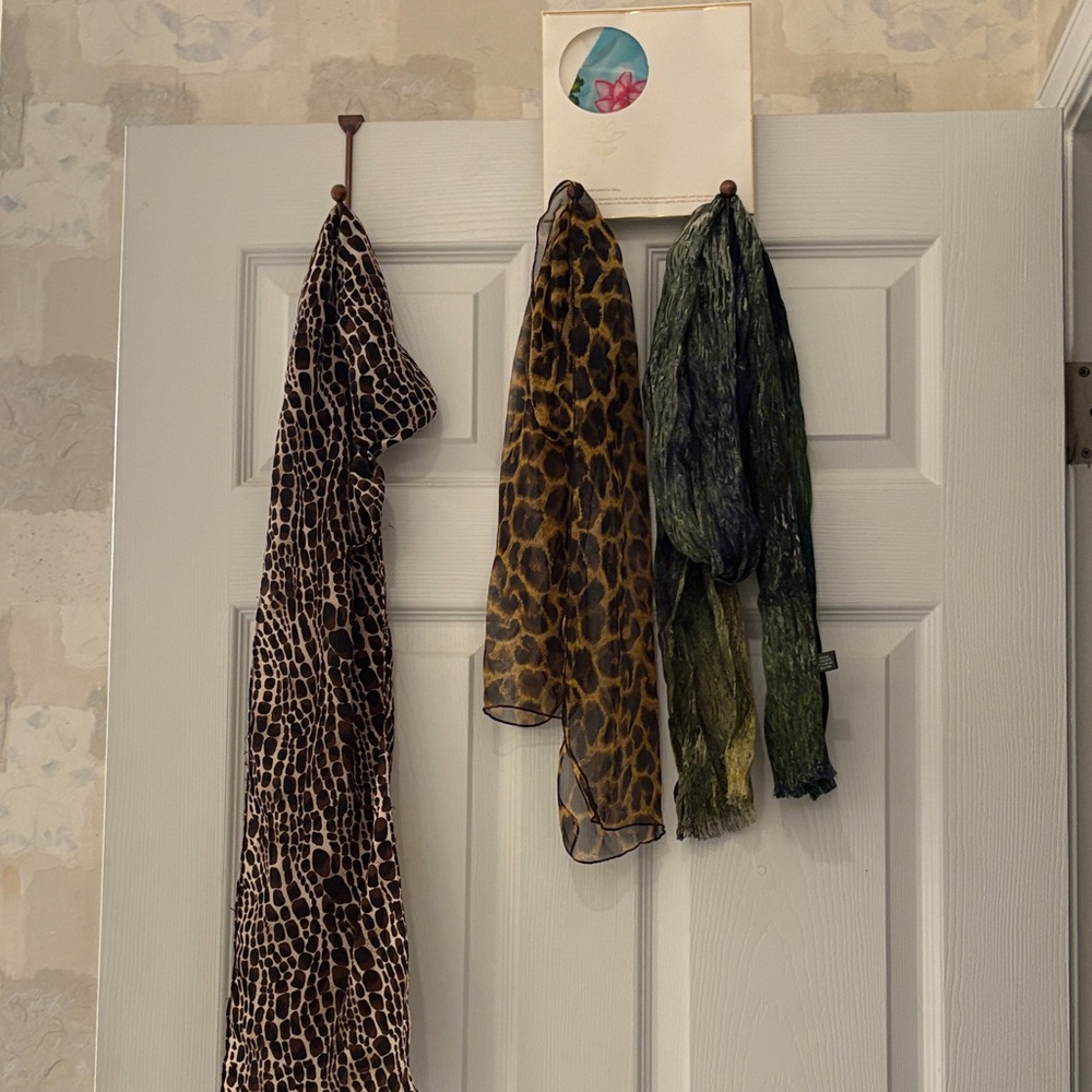 Scarf lot x 4- Elegant Leopard and Green Patterned and silk Kamala scarf.